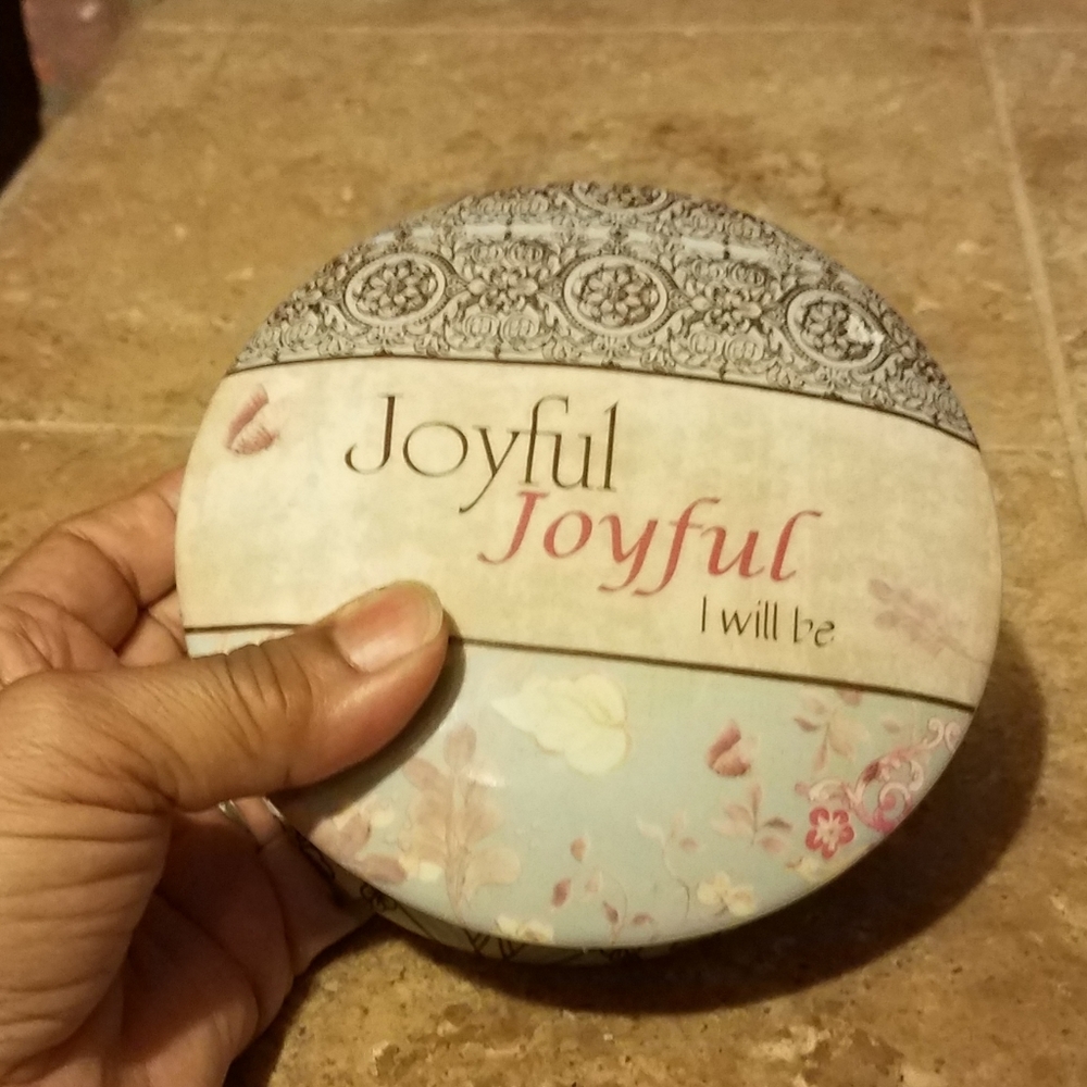 Creative Co-Op Terri Conrad "Joyful" Trinket Dish